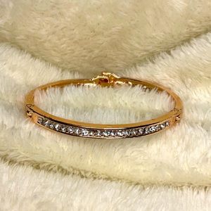 Crystal Bangle Style Bracelet